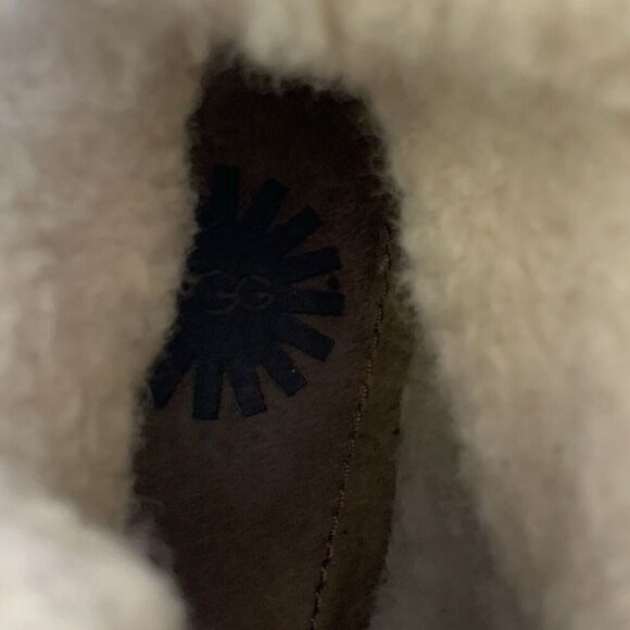 UGG Akadia Boot Brown Leather Sheepskin Shearling Lined Pull On 1007760 Womens 7 - Picture 14 of 14